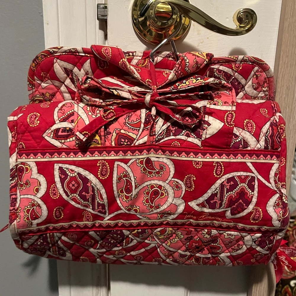Vera Bradley traveling makeup bag